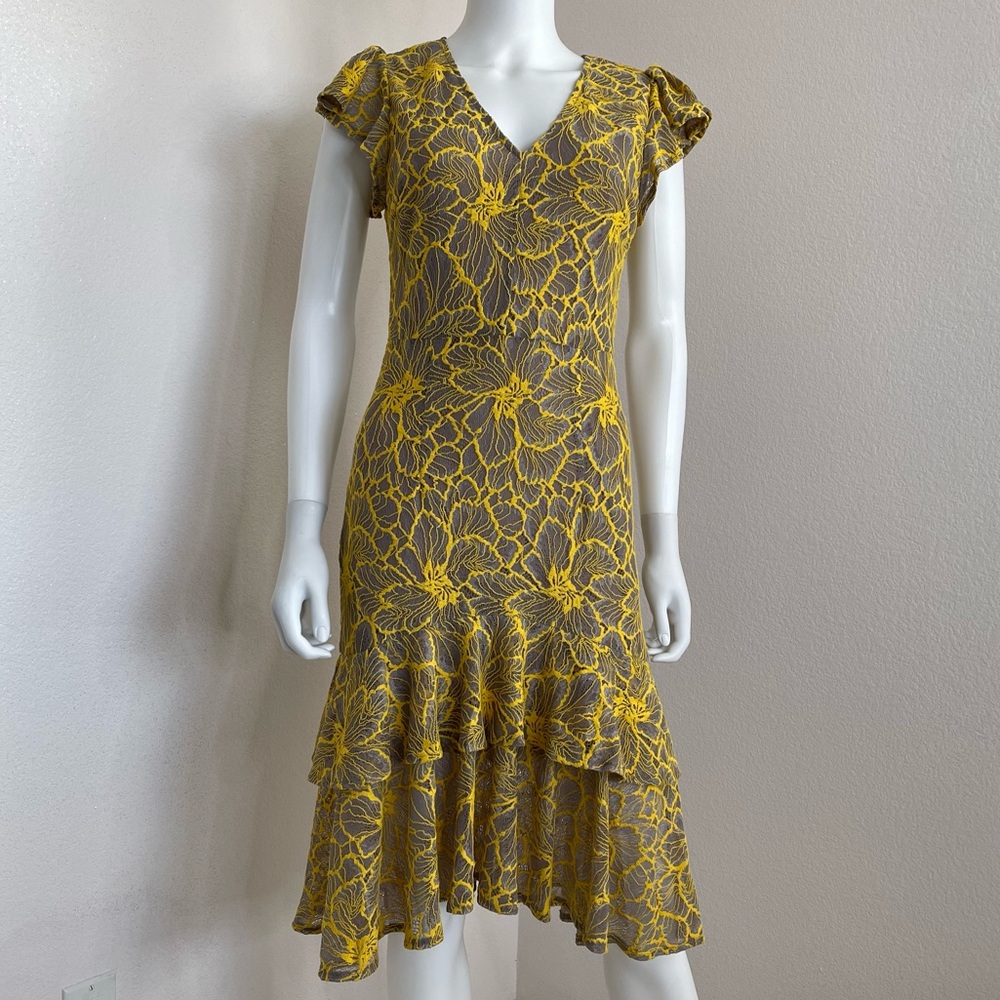 Lace party dress Gray and yellow lace dress size 6